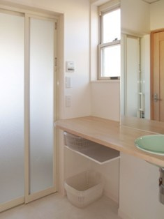 徳島県で家を建てるならサーロジック-オーダー洗面カウンター