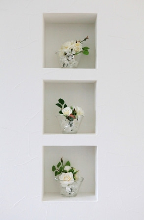 徳島県で家を建てるならサーロジック-ニッチへ白いバラ