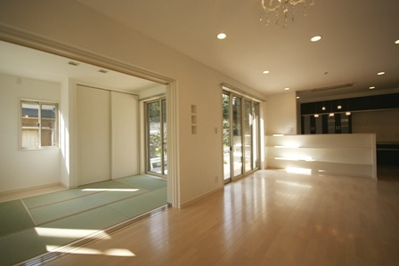 徳島県で家を建てるならサーロジック-モダンリビングの和室