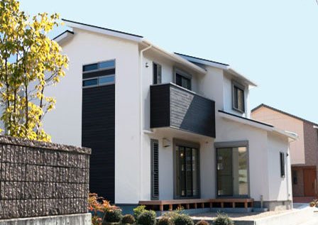 徳島県で家を建てるならサーロジック-外観：北西方向外構前