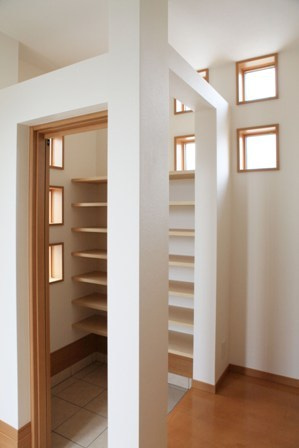 徳島県で家を建てるならサーロジック-シューズクローク