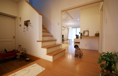 徳島県で家を建てるならサーロジック-玄関ホール