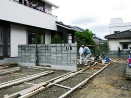 徳島県で家を建てるならサーロジック-型枠設置