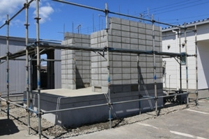 徳島県で家を建てるならサーロジック-ブロック積み