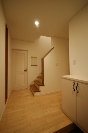 徳島県で家を建てるならサーロジック-玄関ホール