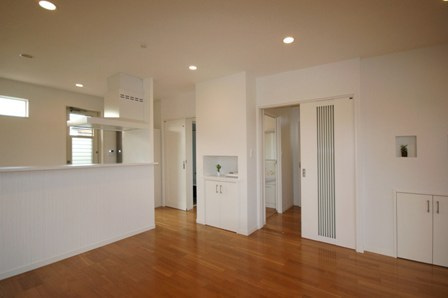 徳島県で家を建てるならサーロジック-ぐる～りキッチン