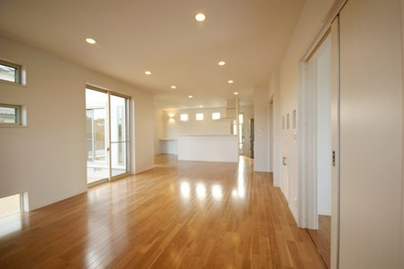 徳島県で家を建てるならサーロジック-キッチン方向