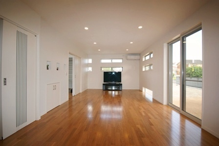 徳島県で家を建てるならサーロジック-リビング