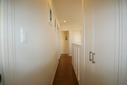 徳島県で家を建てるならサーロジック-２Ｆ廊下