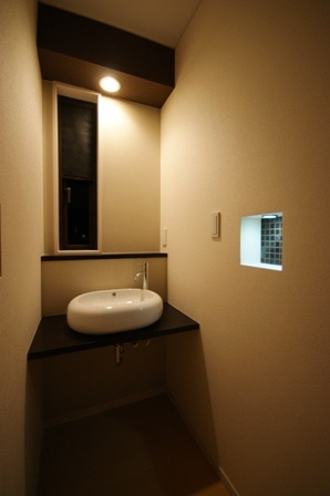 徳島県で家を建てるならサーロジック-モダン！輸入洗面ボウル