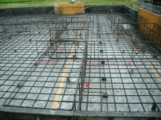 徳島県で家を建てるならサーロジック-基礎配筋工事