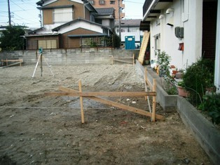 徳島県で家を建てるならサーロジック-水盛り遣り方