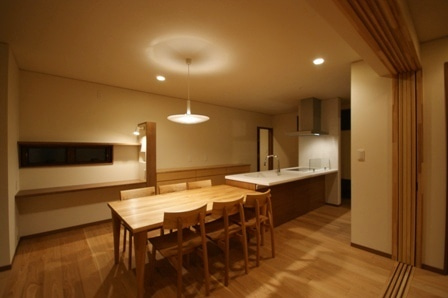 徳島県で家を建てるならサーロジック-アイランドキッチン