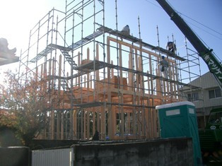 徳島県で家を建てるならサーロジック-建て方