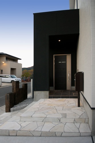 徳島県で家を建てるならサーロジック-おしゃれな外構