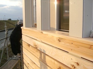 徳島県で家を建てるならサーロジック-ウッドバルコニー