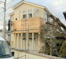 徳島県で家を建てるならサーロジック-木製バルコニー