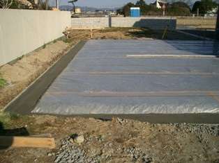 徳島県で家を建てるならサーロジック-捨てコンクリート