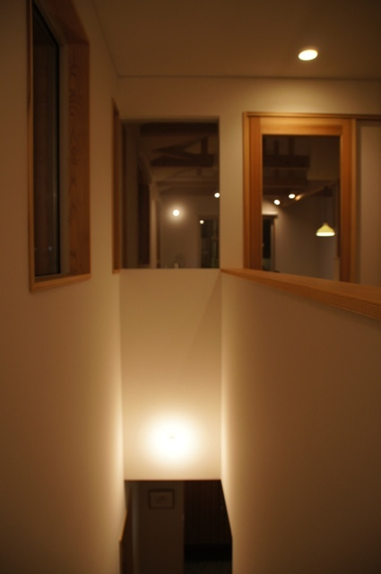 徳島県で家を建てるならサーロジック-階段ホール