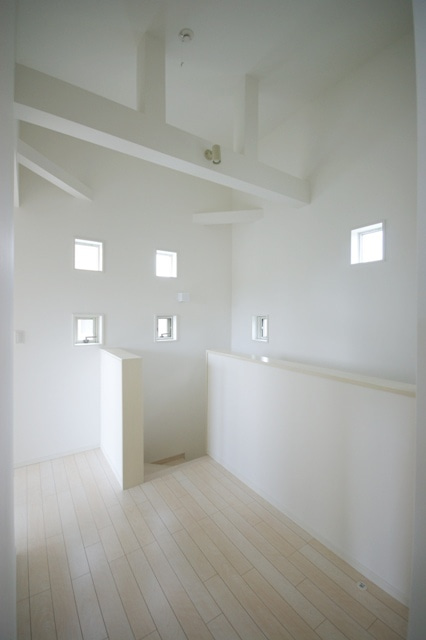 徳島県で家を建てるならサーロジック-吹抜け