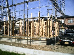 徳島県で家を建てるならサーロジック-建て方