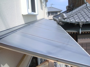 徳島県で家を建てるならサーロジック-ガルバ庇