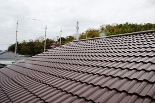 徳島県で家を建てるならサーロジック-屋根瓦葺き