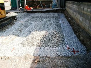 徳島県で家を建てるならサーロジック-砕石基礎