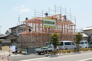 徳島県で家を建てるならサーロジック-上棟
