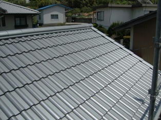 徳島県で家を建てるならサーロジック-瓦葺き