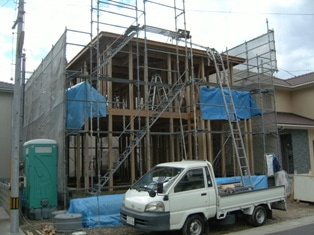 徳島県で家を建てるならサーロジック-屋根瓦葺き
