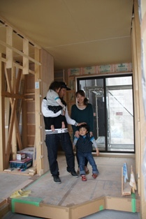 徳島県で家を建てるならサーロジック-現場打ち合わせ