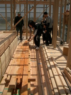 徳島県で家を建てるならサーロジック-棟木