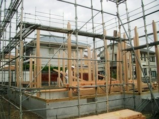 徳島県で家を建てるならサーロジック-建て方