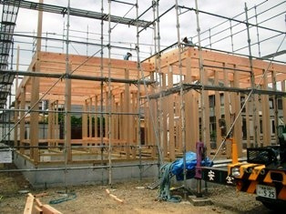 徳島県で家を建てるならサーロジック-建て方