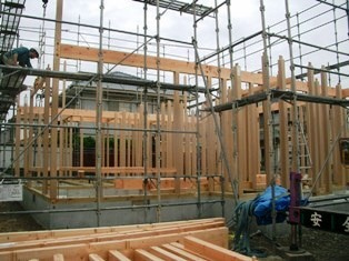 徳島県で家を建てるならサーロジック-建て方