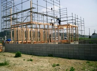 徳島県で家を建てるならサーロジック-建て方