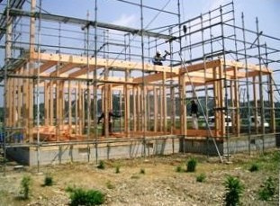 徳島県で家を建てるならサーロジック-建て方