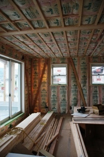 徳島県で家を建てるならサーロジック-断熱工事