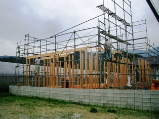 徳島県で家を建てるならサーロジック-建て方