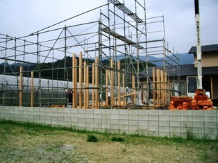 徳島県で家を建てるならサーロジック-建て方