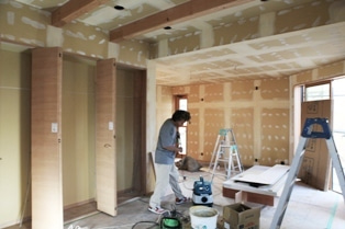 徳島県で家を建てるならサーロジック-パテ工事