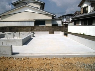 徳島県で家を建てるならサーロジック-ビルトインガレージ