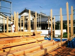 徳島県で家を建てるならサーロジック-建て方