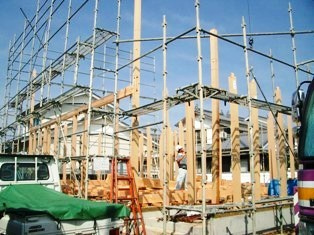 徳島県で家を建てるならサーロジック-建て方