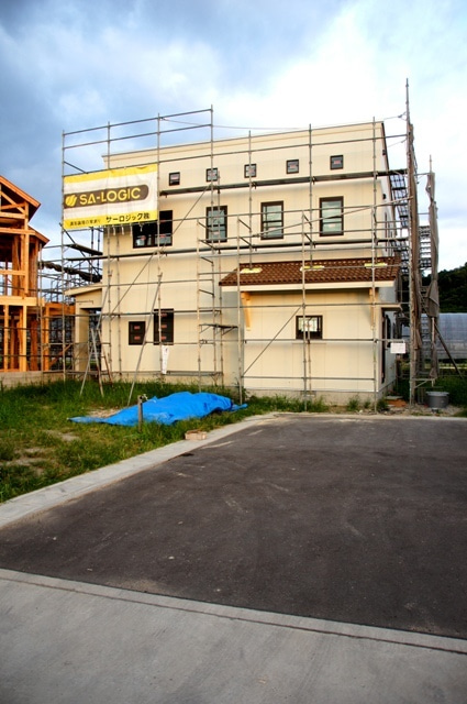 徳島県で家を建てるならサーロジック-ホワイト外観