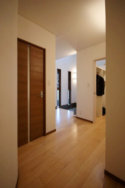 徳島県で家を建てるならサーロジック-シューズクロークへ