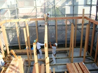 徳島県で家を建てるならサーロジック-建て方