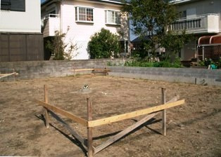 徳島県で家を建てるならサーロジック-水盛り遣り方