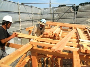 徳島県で家を建てるならサーロジック-上棟